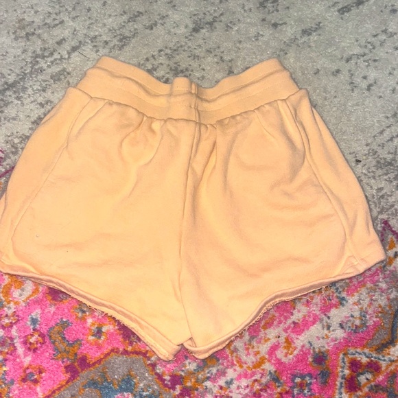 champion shorts in good condition! size small - Picture 2 of 2